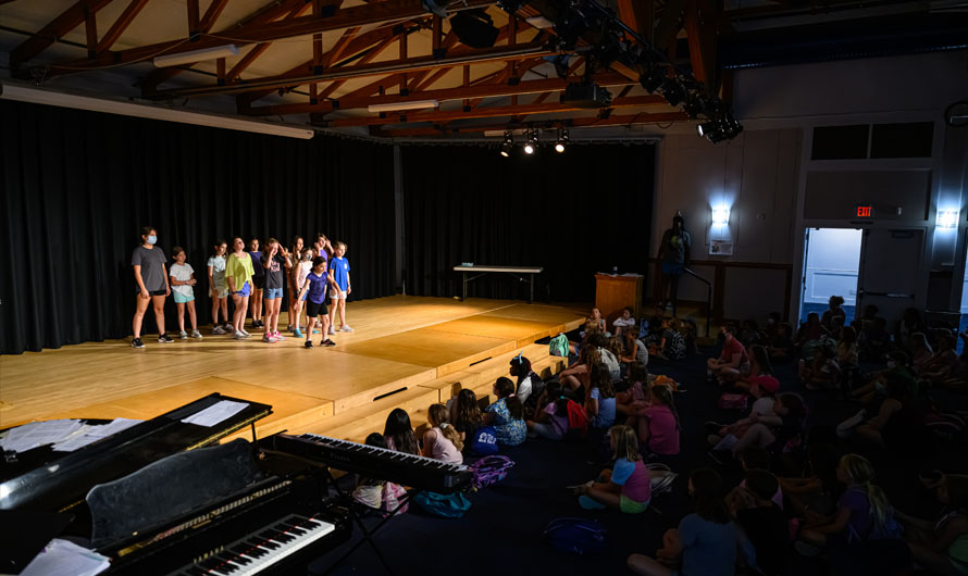 children on stage